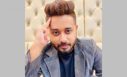 এক গানে মেয়ের কণ্ঠ ছেলের কণ্ঠ দুটোই দিলেন পাবেল 