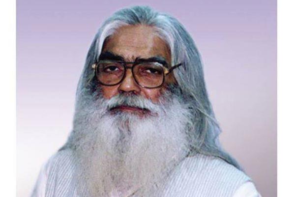 হাসপাতাল থেকে বাসায় ফিরলেন সিরাজুল আলম খান
