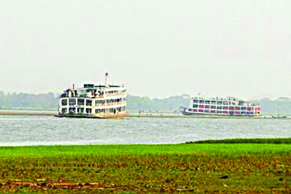 ঝুঁকিতে বরিশালের নৌপথ