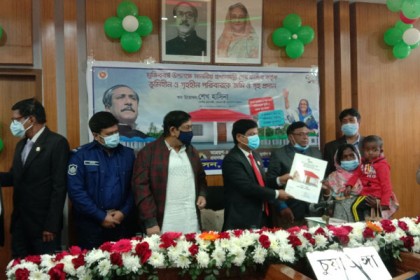 চুয়াডাঙ্গায় স্থায়ী ঠিকানা পেল ১৩৪ গৃহহীন পরিবার   

