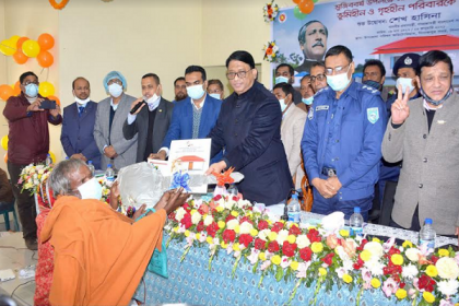 'বিশ্ব ইতিহাসে নতুন রেকর্ড সৃষ্টি করলেন শেখ হাসিনা'