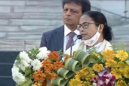 ‘জয় শ্রী রাম’ স্লোগান শুনেই রেগে ডায়াস ছাড়লেন মমতা!
