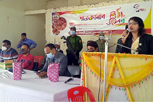 নাঙ্গলকোটে দিনব্যাপী পিঠা উৎসব
