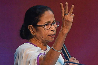 প্রধানমন্ত্রীর সামনে আমাকে অপমান করা হয়েছে, অভিযোগ মমতার 
