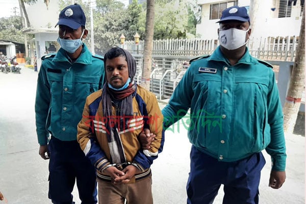 টাকা নিয়েও প্রেমিকার অশ্লীল ভিডিও ছড়িয়ে দিচ্ছিলেন প্রেমিক!