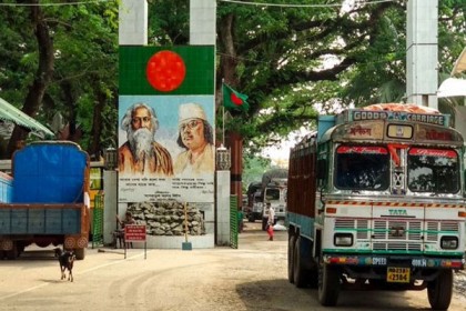 বেনাপোল-পেট্রাপোল বন্দরে আমদানি-রপ্তানি বন্ধ