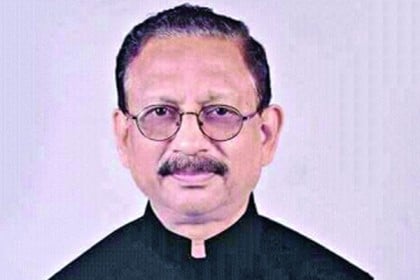 এখলাছুর রহমান সরকারি প্রাথমিক বিদ্যালয় কেন্দ্রে ভোট দিবেন রেজাউল