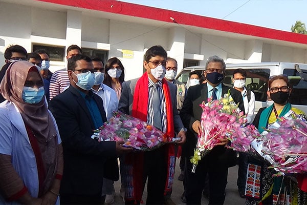 টেকনাফ হাসপাতাল পরিদর্শনে স্বাস্থ্য অধিদপ্তরের মহাপরিচালক