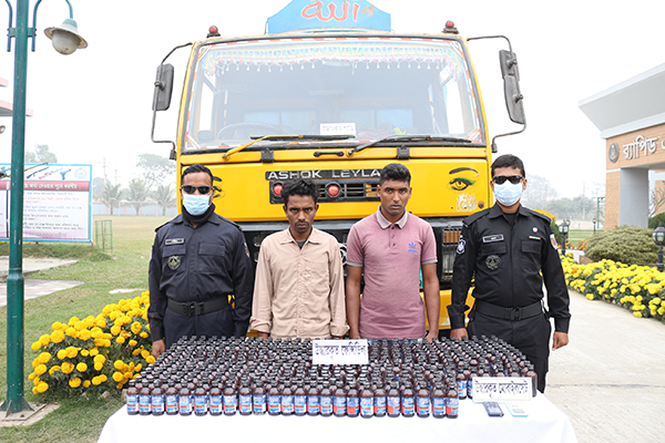 সিরাজগঞ্জে মাদকসহ ৩ ব্যবসায়ী গ্রেফতার
