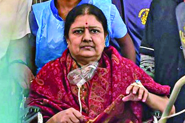 চার বছর পর মুক্তি পেলেন তামিল নেত্রী শশিকলা