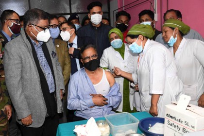 আজ টিকা নিলেন ৫৪১ জন

