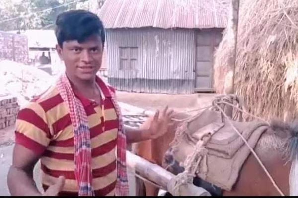 বিলুপ্ত ঘোড়ার গাড়িই শ্রবণ প্রতিবন্ধী শাহিনের ভরসা