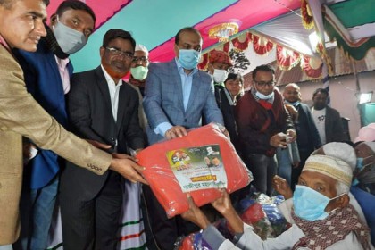 গাজীপুরে যুবলীগের উদ্যোগে শীতবস্ত্র বিতরণ