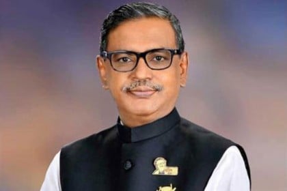 বহিষ্কার করলেও অপরাজনীতির বিরুদ্ধে বলে যাব : কাদের মির্জা