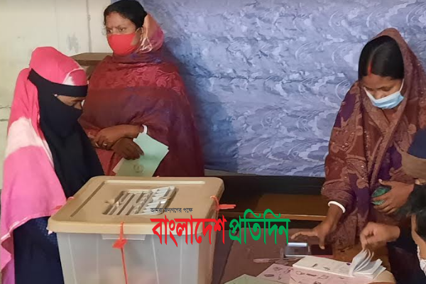 বিএনপির ভোট বর্জনের মধ্যেও চলছে মৌলভীবাজার পৌরসভা নির্বাচনের ভোট গ্রহণ