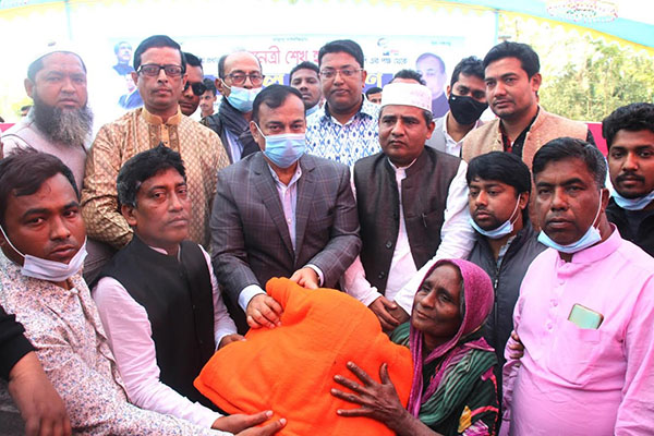 ‘বঙ্গবন্ধুর স্বপ্ন বাস্তবায়নে নিরলসভাবে কাজ করছেন প্রধানমন্ত্রী’