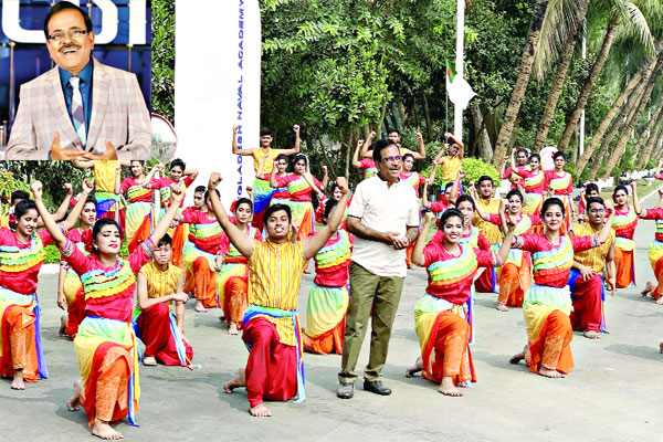 দেশাত্মবোধের দুর্জয় নাবিক এবারের ইত্যাদি