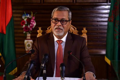 ইসির বিরুদ্ধে ৪২ নাগরিকের আরও কিছু অভিযোগ, রাষ্ট্রপতির সঙ্গে সাক্ষাতের অপেক্ষা

