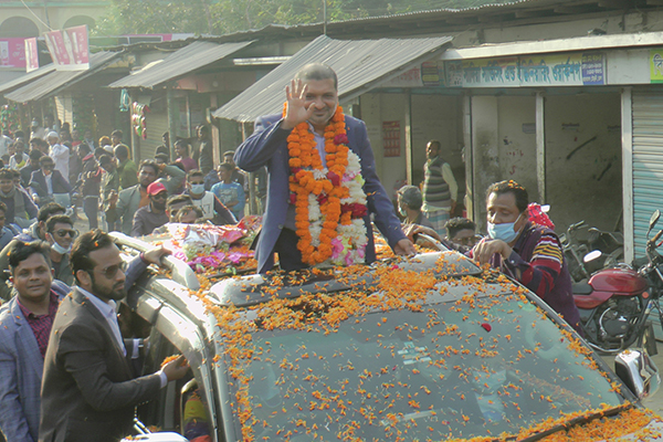 ভোলায় পৌর মেয়র প্রার্থী মনিরুজ্জামানকে সংবর্ধনা
