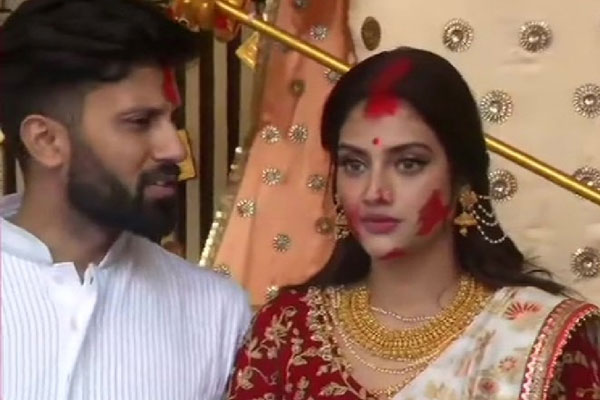 নিখিল-নুসরাতের মাঝে নতুন জল্পনা! কে সে?