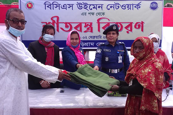 কুড়িগ্রামে শীতার্তদের মাঝে শীতবস্ত্র বিতরণ 