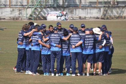 টেস্টে হাড্ডাহাড্ডি লড়াই আশা করছি: টাইগার কোচ
