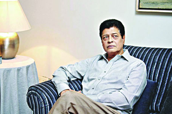 চলচ্চিত্রের উন্নয়নে ফারুক