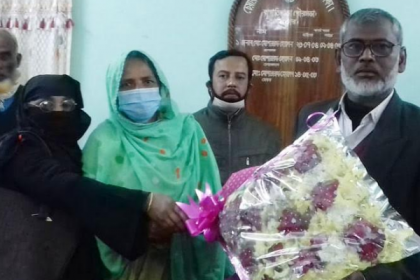 নাটোরের বাগাতিপাড়া পৌরসভার ভারপ্রাপ্ত মেয়রের দায়িত্ব গ্রহণ 