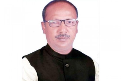 জীবিত থেকেও ভোটার তালিকায় তিনি মৃত!