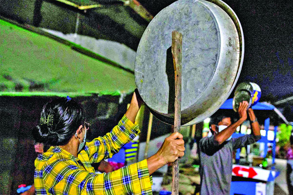 অং সান সু চির মুক্তি দাবি