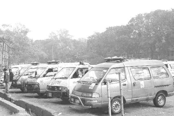 অ্যাম্বুলেন্স দালালের দৌরাত্ম্য

