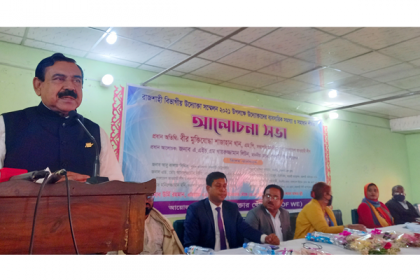 নারী ছাড়া উন্নয়নের চিন্তা করা বোকামি: শাজাহান খান