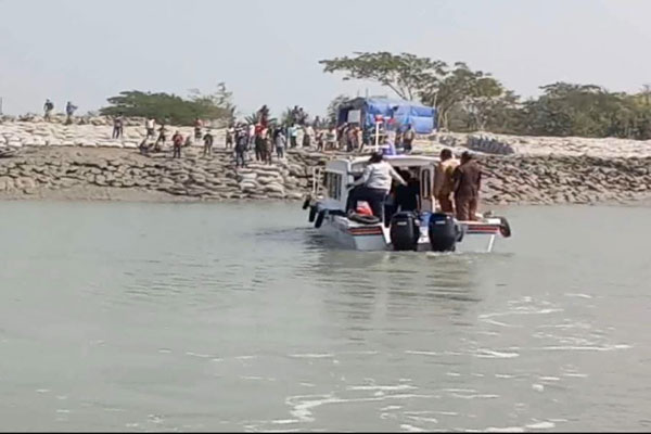 শুরু হচ্ছে খুলনা ও সাতক্ষীরা উপকূলে বেড়ি বাঁধের কাজ 