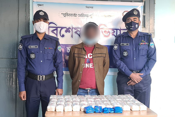 ১ লাখ পিস ইয়াবাসহ গ্রেফতার ১