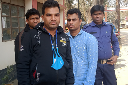 কালিয়াকৈরে ইয়াবাসহ ২ যুবক গ্রেফতার