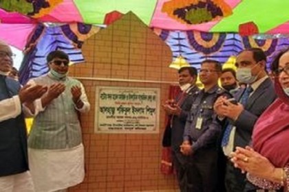 নাটোরে মডেল মসজিদের ভিত্তি প্রস্তর স্থাপন