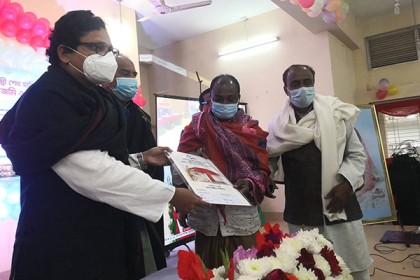 সিংড়ায় ৬০ গৃহহীন পরিবারকে ঘর প্রদান 