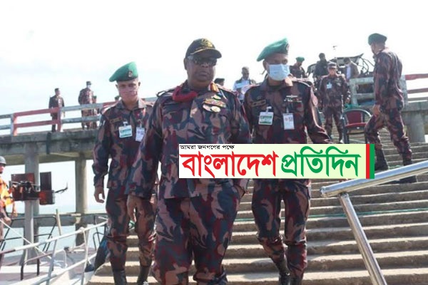 সীমান্ত পরিদর্শনে বিজিবি'র মহাপরিচালক