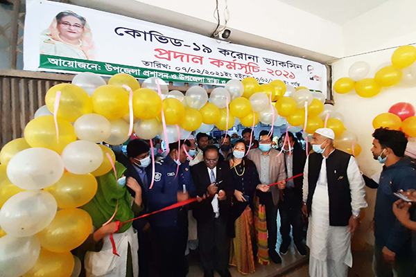 লক্ষ্মীপুরে ৩০ হাজার জনকে করোনার টিকা দেয়া শুরু