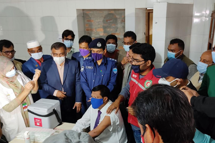 'টিকা নিয়ে যে গুজব ছিলো তা হাওয়ায় উড়ে গেছে' 