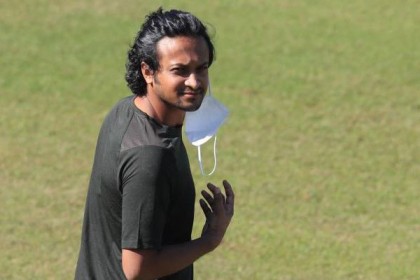 কুঁচকির চোটে দ্বিতীয় টেস্টেও মাঠের বাইরে সাকিব 

