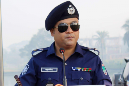 কুষ্টিয়ার সেই এসপি তানভীরকে বরিশালে বদলি
