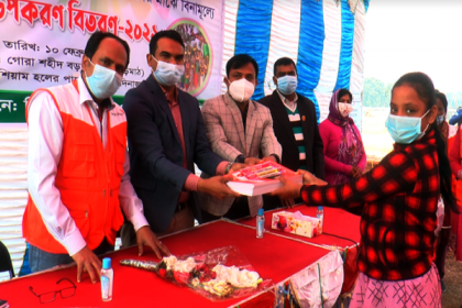 দিনাজপুরে ৩ হাজার ১২২ জন শিশু পাচ্ছে বিনামূল্যে শিক্ষা উপকরণ   