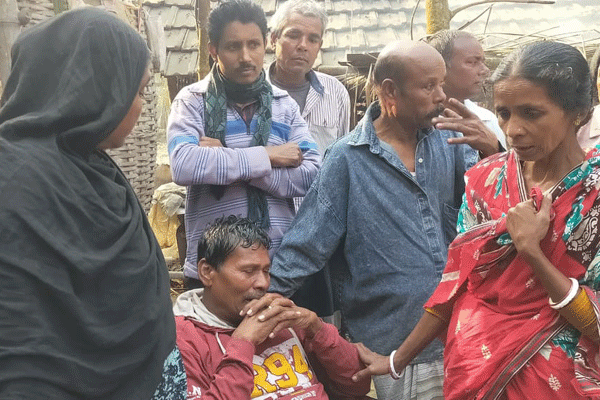 ঝিনাইদহে বাস-ট্রাক সংঘর্ষে নিহত ১২ জনের পাঁচজনই শিক্ষার্থী