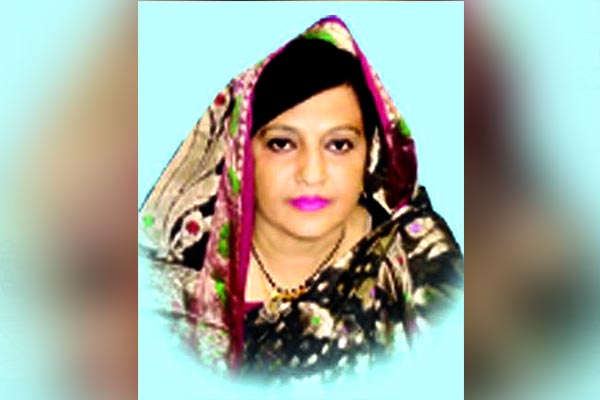 পাঁচজন পুরুষ কাউন্সিলর প্রার্থীর সাথে ভোটযুদ্ধে লড়ছেন এক নারী প্রার্থী