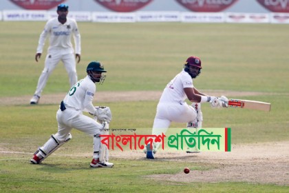 ক্যারিবীয় শিবিরে প্রথম আঘাত তাইজুলের