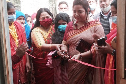 ঠাকুরগাঁওয়ে প্রতিবন্ধী স্কুলে বঙ্গবন্ধু কর্নার উদ্বোধন