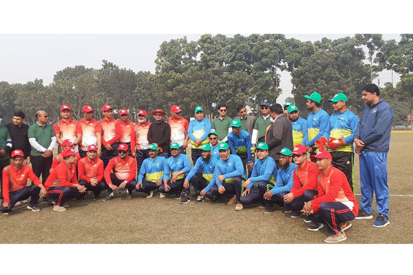 তেঁতুলিয়ায় ক্রিকেট খেলা ঘিরে মিলনমেলা

