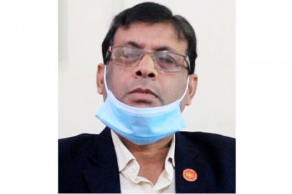 চাকরি নওগাঁয় বসবাস রাজশাহীতে, শিক্ষা অফিসারের বিরুদ্ধে নানা অভিযোগ