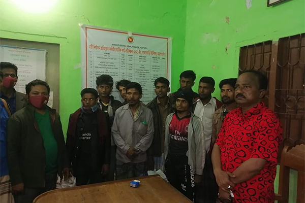 মহেশখালীর মাতারবাড়িতে ৯ রোহিঙ্গা আটক